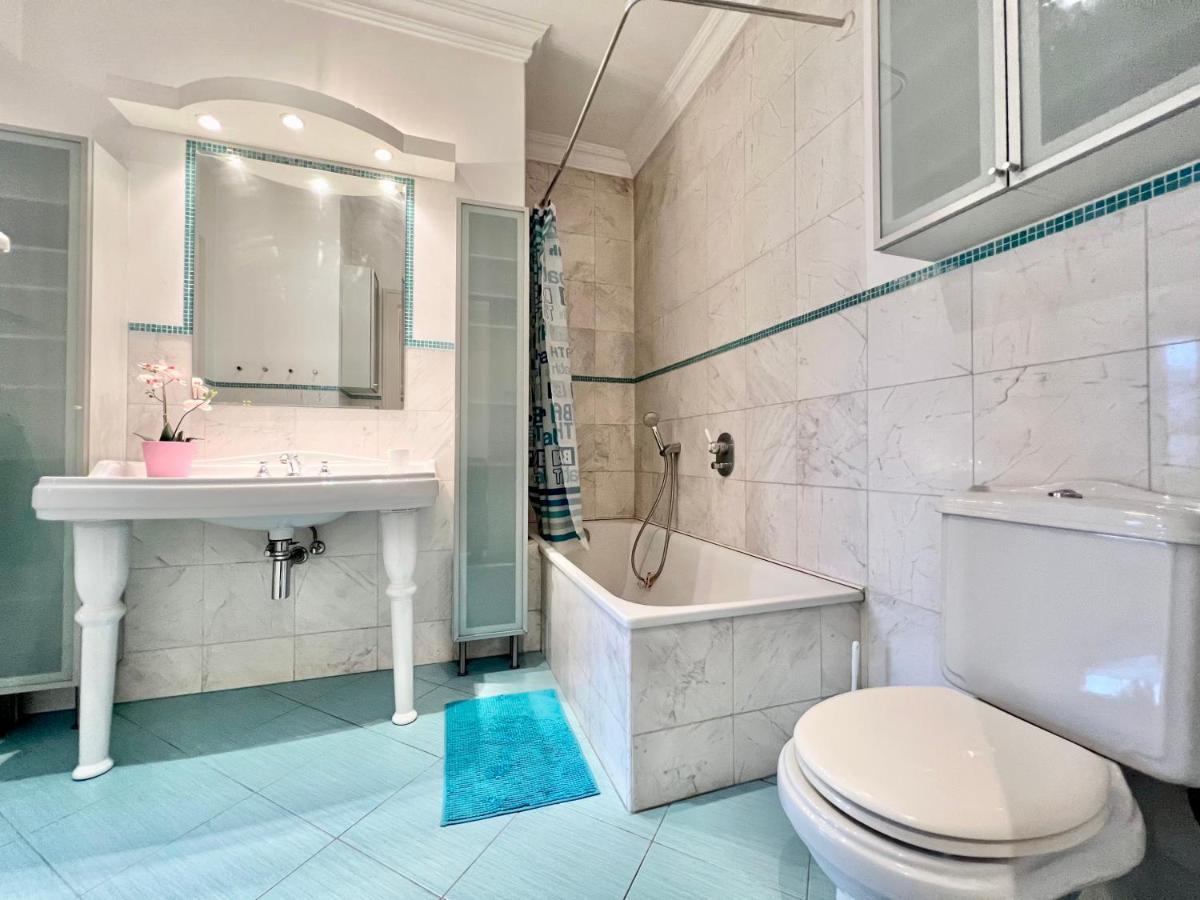 Exclusive Colourful Flat In The City บูดาเปสต์ ภายนอก รูปภาพ