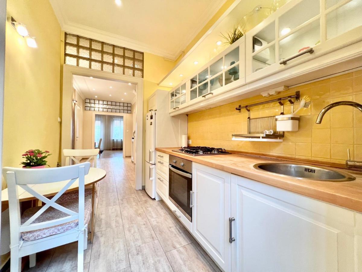 Exclusive Colourful Flat In The City บูดาเปสต์ ภายนอก รูปภาพ