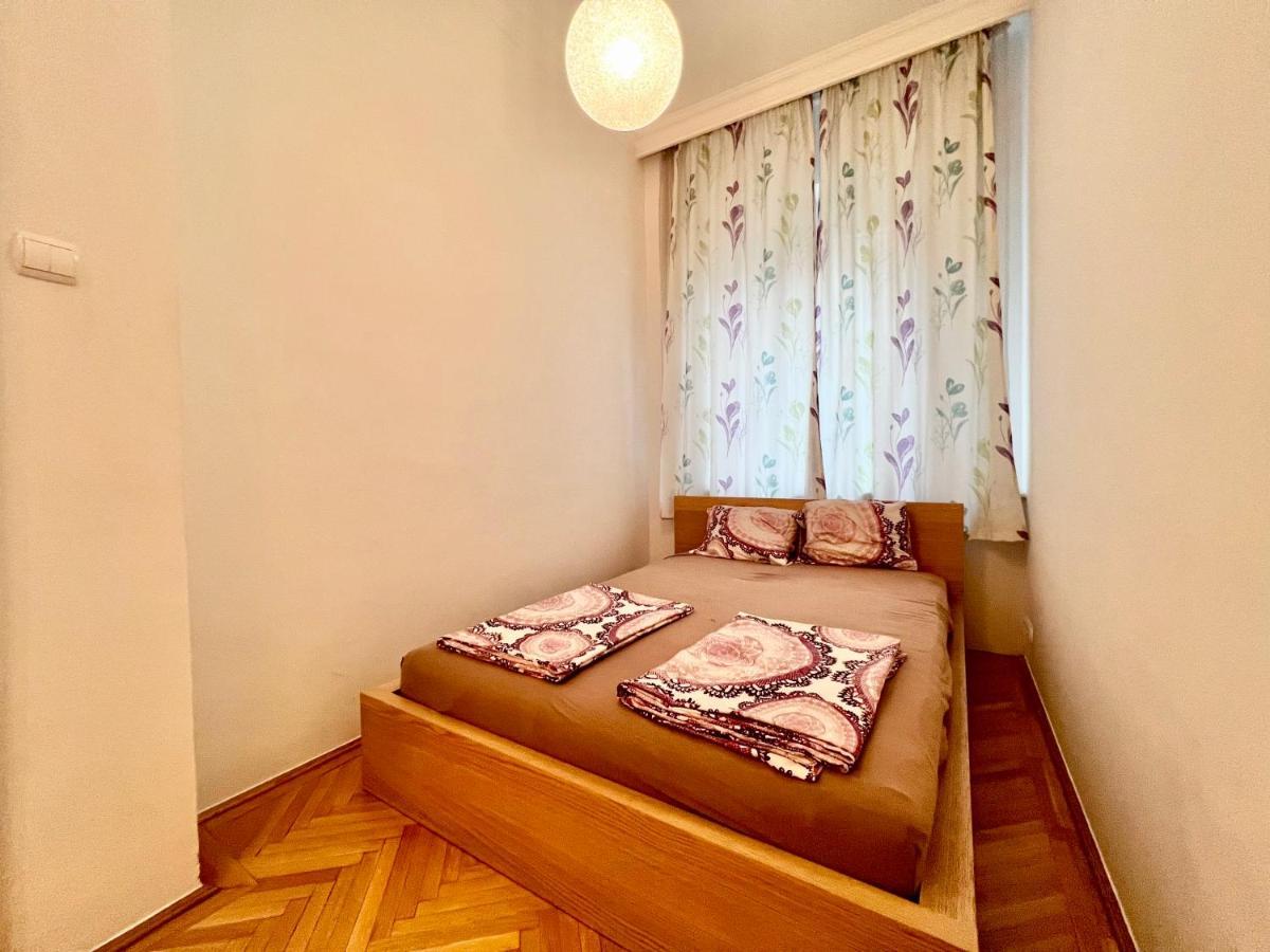 Exclusive Colourful Flat In The City บูดาเปสต์ ภายนอก รูปภาพ