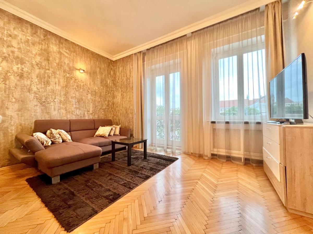 Exclusive Colourful Flat In The City บูดาเปสต์ ภายนอก รูปภาพ